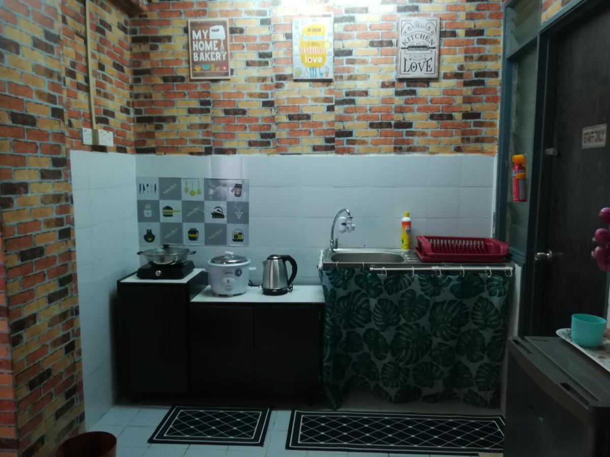 Hagia Medina Muslims Guesthouse Port Dickson Ngoại thất bức ảnh