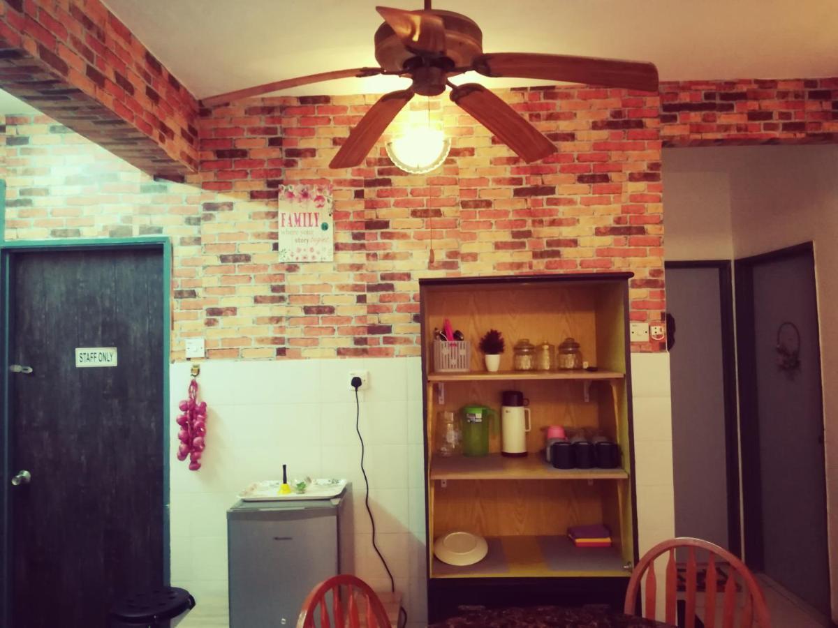 Hagia Medina Muslims Guesthouse Port Dickson Ngoại thất bức ảnh
