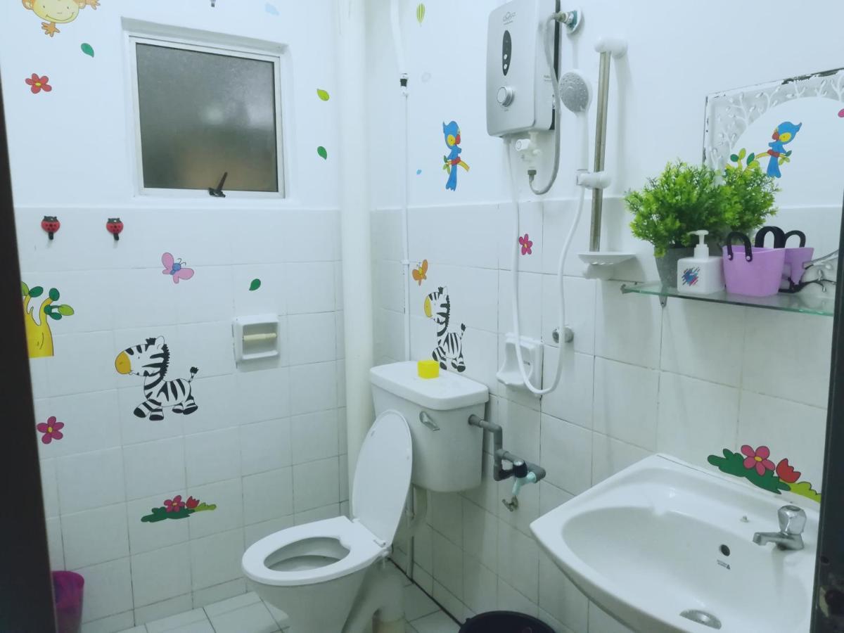 Hagia Medina Muslims Guesthouse Port Dickson Ngoại thất bức ảnh
